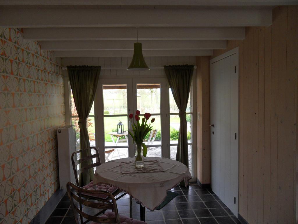 B&B 'Het Logiement Sint-Maria-Lierde Room photo